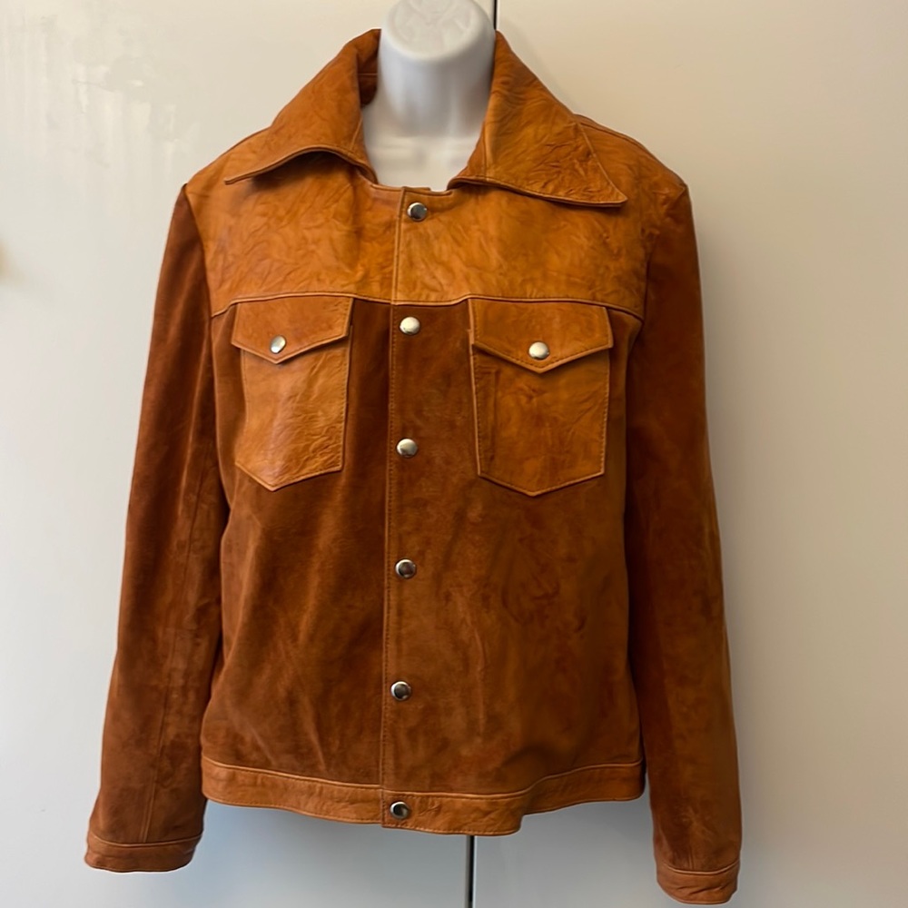 NWT Current Elliott The Crow leather suede jacket in rust
Size Medium $1078 - Picture 4 of 14